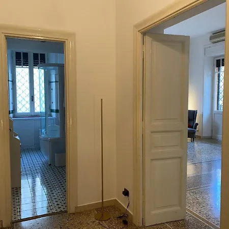 Bear House * Rome