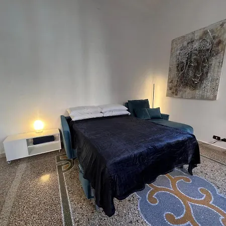 Apartment Bear House Rome
