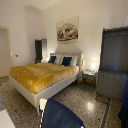 Bear House Rome